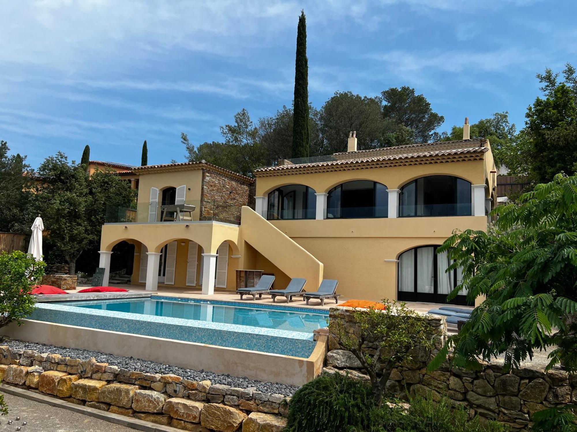 Villa Familiale Avec Vue Imprenable Saint-Raphaël Dış mekan fotoğraf