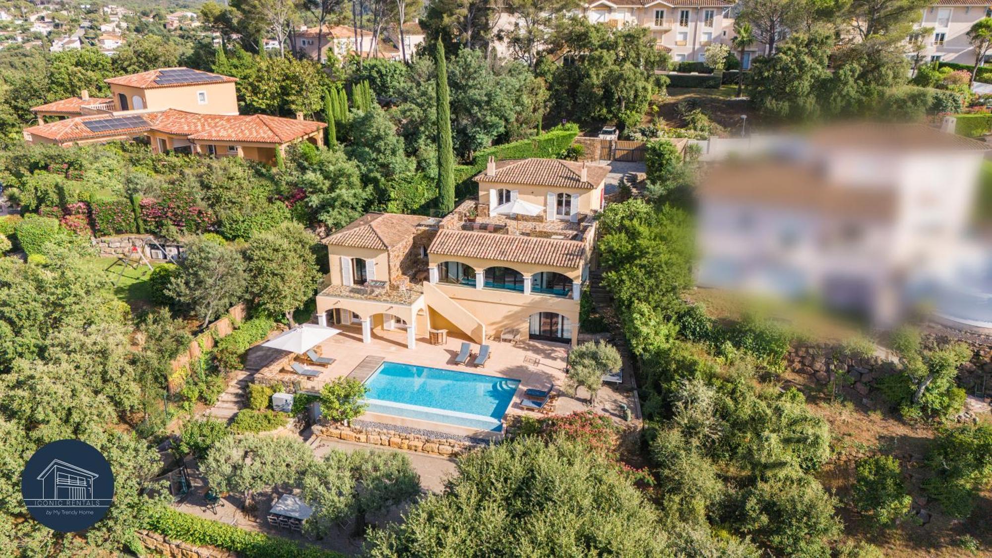 Villa Familiale Avec Vue Imprenable Saint-Raphaël Dış mekan fotoğraf