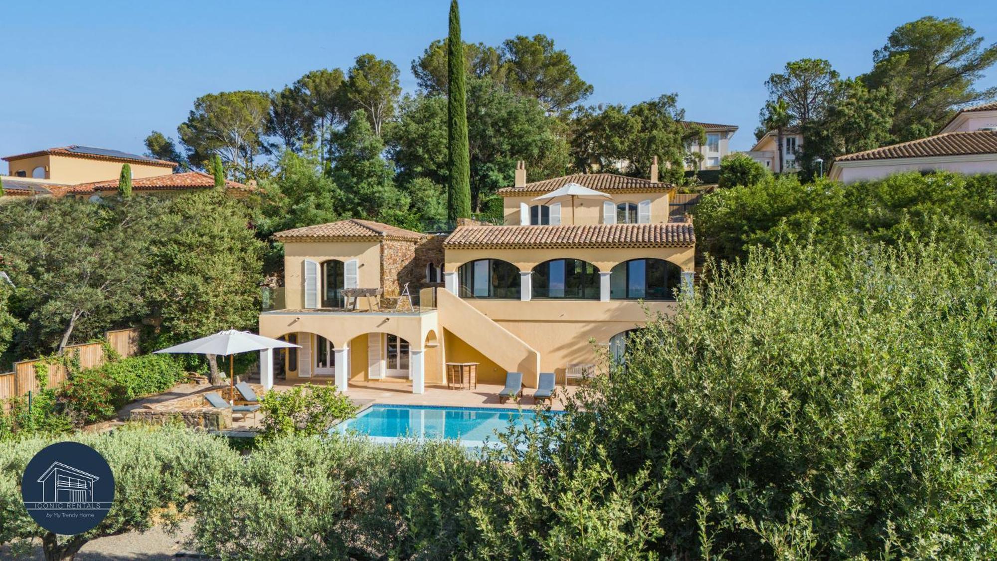 Villa Familiale Avec Vue Imprenable Saint-Raphaël Dış mekan fotoğraf