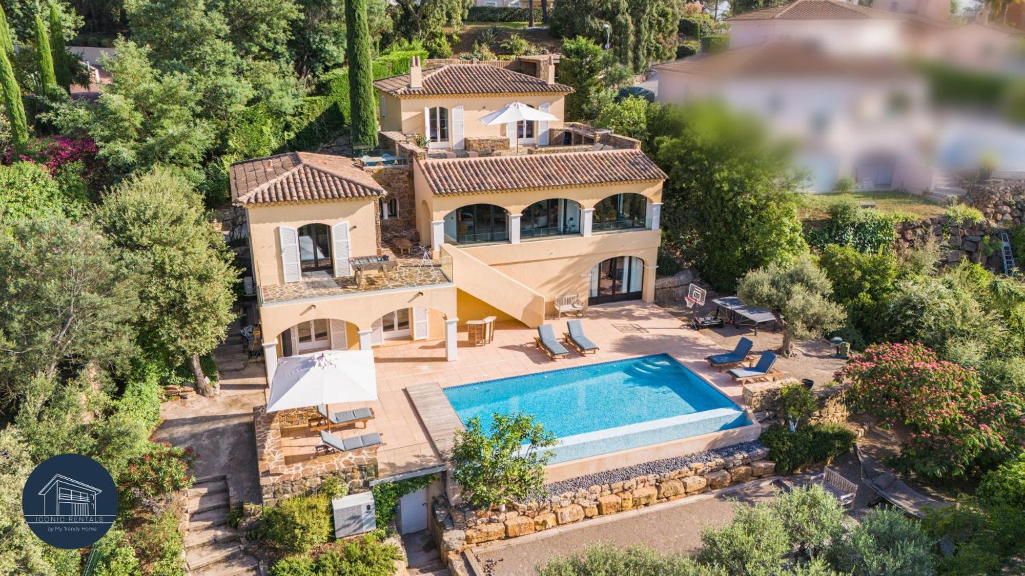 Villa Familiale Avec Vue Imprenable Saint-Raphaël Dış mekan fotoğraf